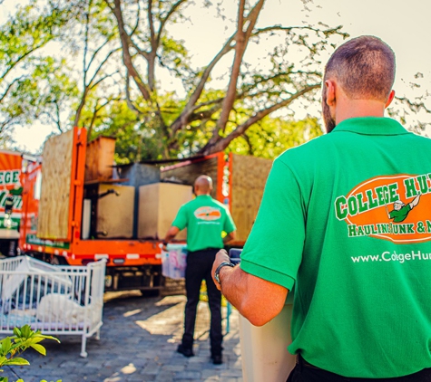 College HUNKS Hauling Junk and Moving Minnetonka - Minnetonka, MN