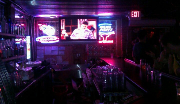 Moose Knuckle Pub - Austin, TX