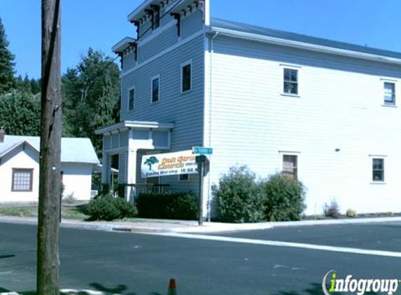 Oak Street Church - Silverton, OR