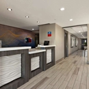 SureStay Plus By Best Western Tulsa East - Lodging