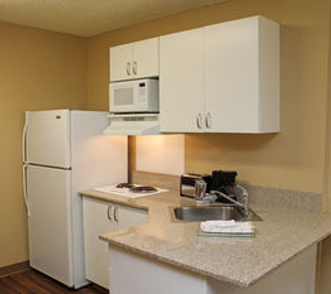 Extended Stay America - Palm Springs - Airport - Palm Springs, CA