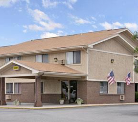 Super 8 by Wyndham Franklin/Middletown Area - Middletown, OH