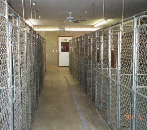 Country Road Kennels - Saginaw, MI