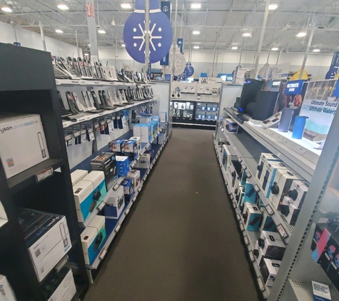 Best Buy - Austin, TX