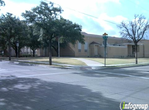 S S Dillow Elementary School - Fort Worth, TX