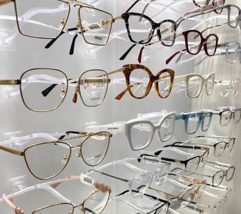 Clarkson Eyecare - Breese, IL