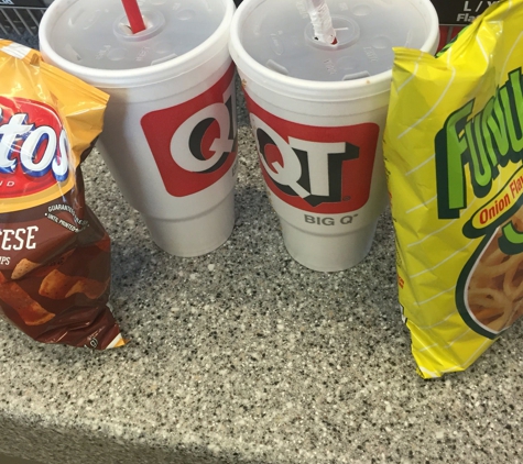 QuikTrip - Saint Charles, MO