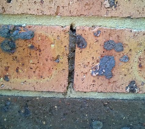 Termitedoc Pest Control - Cardiff, NSW. Termite Lead And A Weep Hole