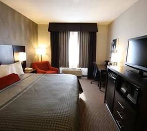 Best Western Pearl City Inn - Muscatine, IA