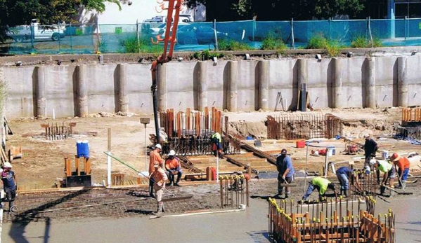 Mackay Concrete Pumping Pty Ltd - North Mackay, QLD. Our Operators Are Well Trained And Skilled With Many Years' Experience