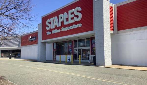 CLOSED-Staples - Randolph, NJ