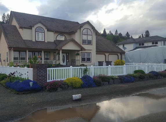 Rock Bottom Fencing Inc - Bremerton, WA