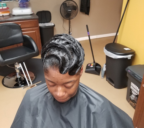 HB Hair Boutique - Maple Heights, OH