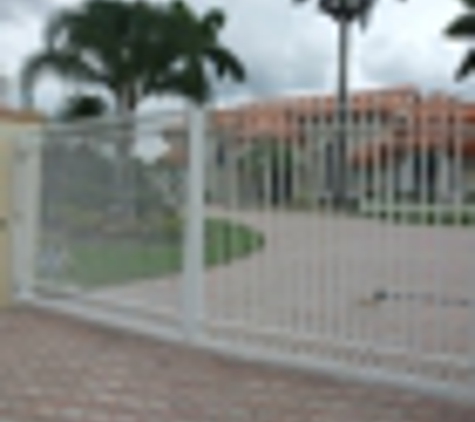 Garage Doors and Gates by Ramirez - Davie, FL