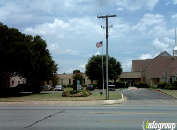 St. Luke United Methodist Church - Haltom City, TX