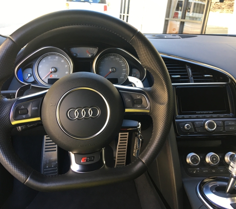 Got Detail - San Diego, CA. R8 got our supreme detail.
Clay bar treatment.
Paint sealant.
Interior leather lotion protectant.
Engine bay steam cleaned.