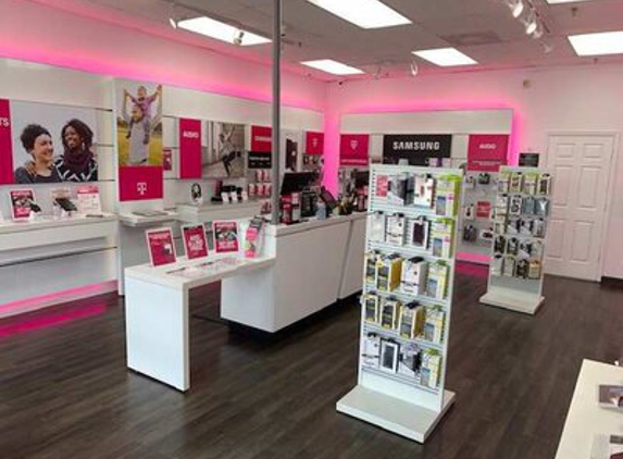 T-Mobile - Chester, VA