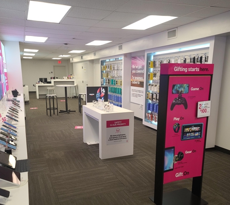 T-Mobile - Rockville Centre, NY