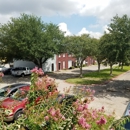 Quarters On Red Bluff - Apartments