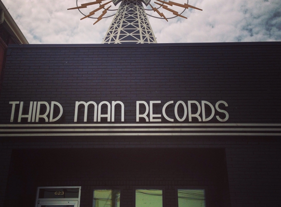 Third Man Records - Nashville, TN. Dead leaves and the dirty ground!