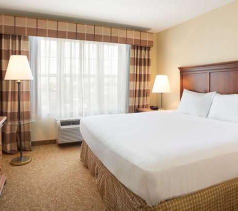 Country Inns & Suites - Beckley, WV