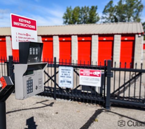 Storage Rentals of America - Clarkston, MI