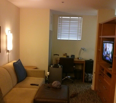 Hyatt House Fort Lauderdale Airport - South & Cruise Port - Dania Beach, FL