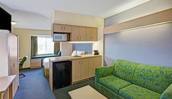 Microtel Inn & Suites by Wyndham Statesville - Statesville, NC