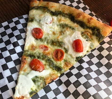 Town Pizza Beer & Wine - Los Angeles, CA