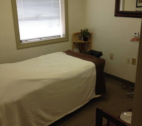 Acupuncture & Shatsu/massage Therapeutics - Atlanta, GA