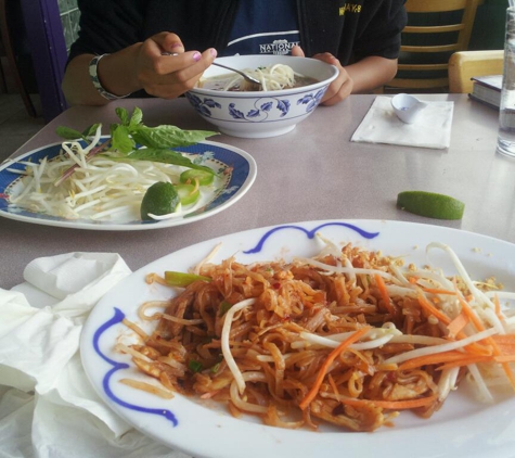 Best Pho & Thai - Renton, WA