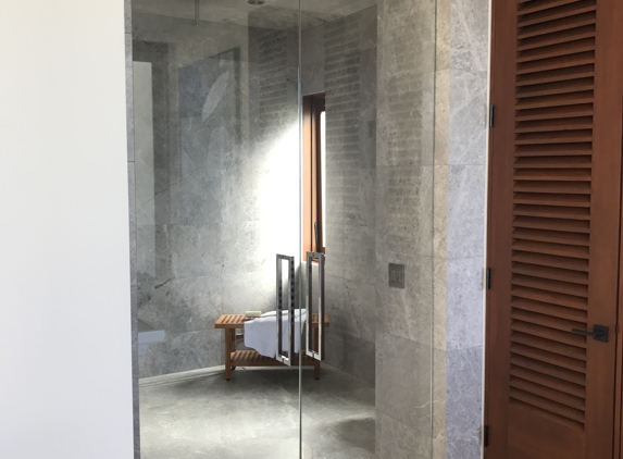 Fastglass.com - Mission Viejo, CA. 1/2" frameless shower