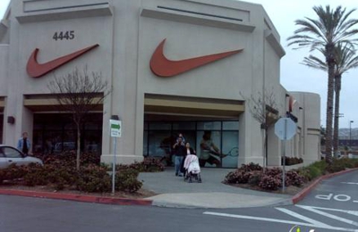 Nike Factory Store 4445 Camino De La 