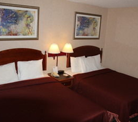 Days Inn - Lenox, MA