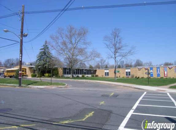 Oak Ridge Heights Elementary School - Colonia, NJ