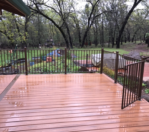 Deck Professionals - Shasta Lake, CA