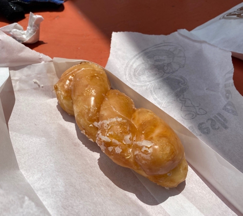 Donut Hut - Burbank, CA