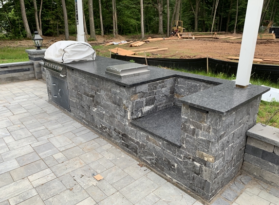 Cromwell Granite & Tile - Cromwell, CT. CGT fabricates outdoor stone projects also