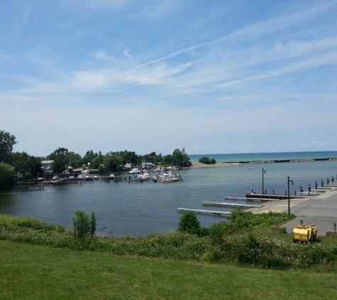 Barcelona Harbor Pier - Westfield, NY