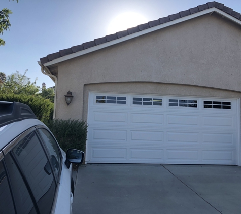 Roll-Rite Garage Door - Quartz Hill, CA