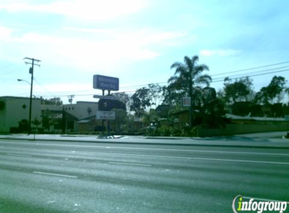 Westminster Motor Inn - Westminster, CA