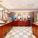 Hampton Inn & Suites Poughkeepsie - Hotels