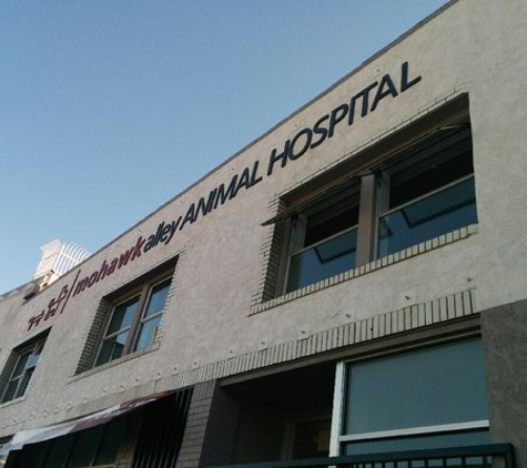 Mohawk Alley Animal Hospital - Los Angeles, CA