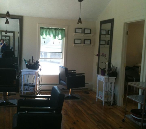 A New Leaf Salon - Hollis Center, ME