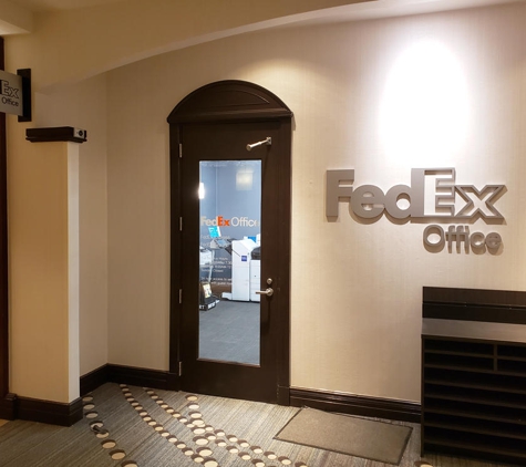 FedEx Office Print & Ship Center - Ponte Vedra Beach, FL