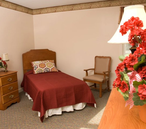 Commonwealth Assisted Living-Churchland House - Portsmouth, VA