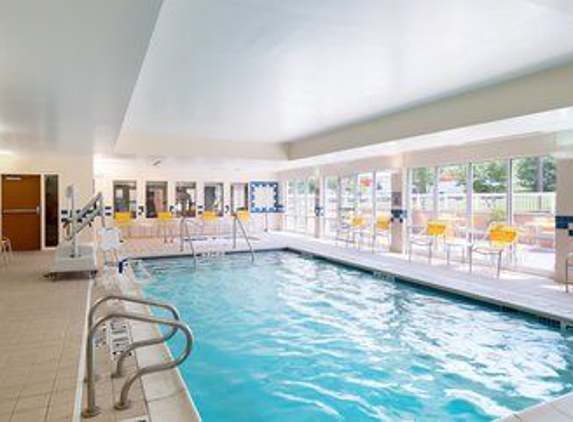 Fairfield Inn & Suites - State College, PA