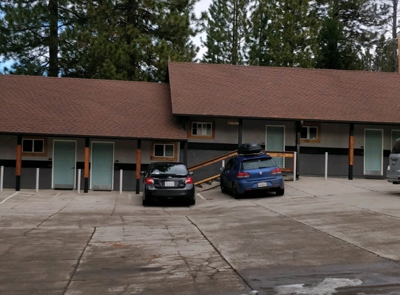 Finlandia Motel - Mount Shasta, CA