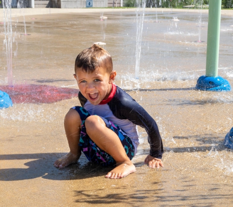 Bensenville Water Park and Splash Pad - Bensenville, IL