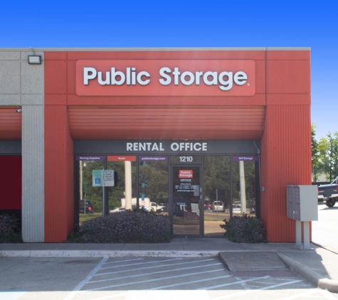 Public Storage - Irving, TX